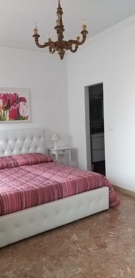 Antica Casa Di Famiglia Hotel Кастильоне дел Лаго Екстериор снимка
