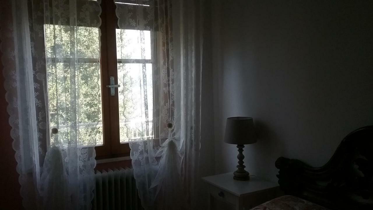 Antica Casa Di Famiglia Hotel Кастильоне дел Лаго Екстериор снимка